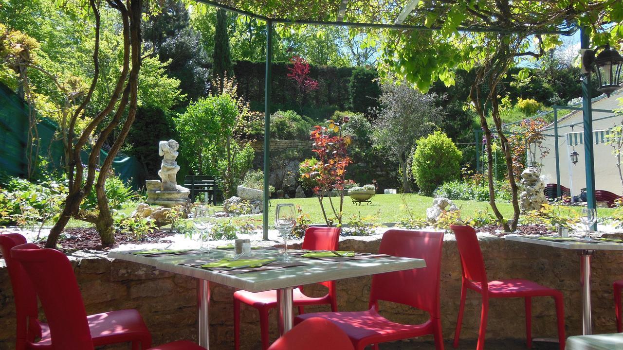 Hotel Restaurant Henry Puy-lʼÉvêque 외부 사진